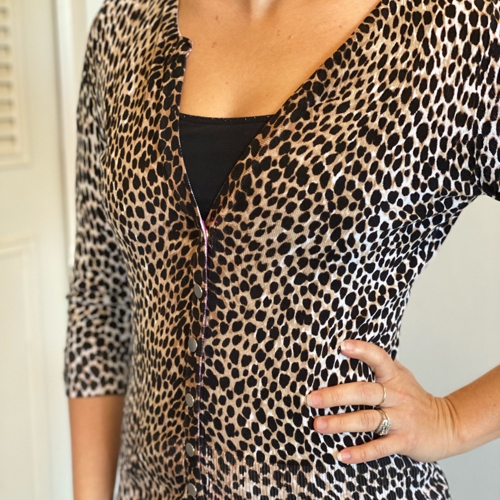 Leopard White House Black Market XS sweater